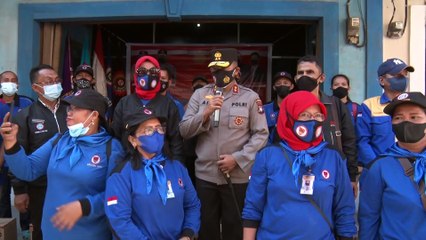 Kapolda Kepri Serahkan 1.000 Paket Sembako Bantuan Kapolri Kepada K-Spsi