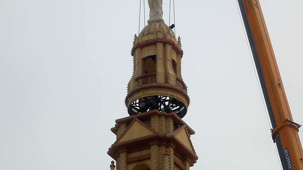 Colofón al montaje de la portada de la Feria de Córdoba
