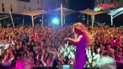 Cem Belevi ile ilişkisi olaylı biten İrem Derici'den şarkılı gönderme!