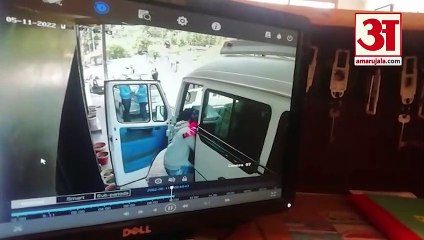 देखिए कैसे टला बड़ा हादसा बाल-बाल बचे यात्री |Tempo Traveller Vehicle Ply Without A Driver | Manali