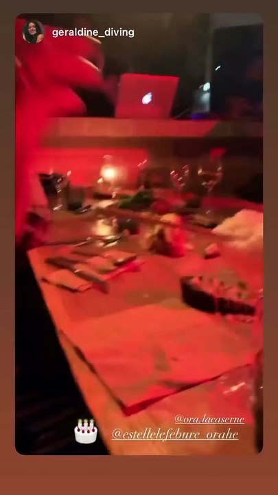 Estelle Lefébure a fêté son anniversaire en compagnie de sa fille Emma et de ses amis. @ Instagram / Estelle Lefébure