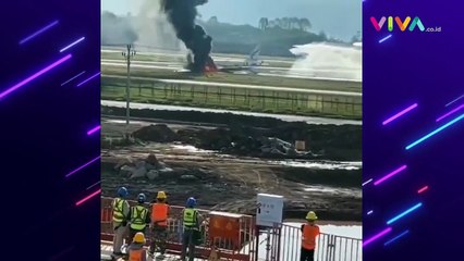 MEMBARA! Pesawat China Berisi Ratusan Orang Terbakar Hebat