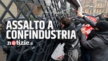 Torino, assalto a Confidustria durante la manifestazione degli studenti: 11 misure cautelari
