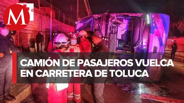 Choque de autobús en Toluca deja 18 heridos y dos personas muertas