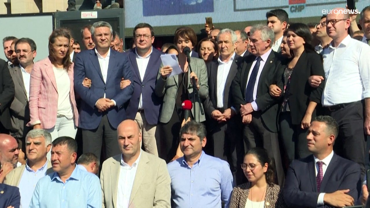 محكمة تركية تثبت حكما بالسجن على مسؤولة في المعارضة