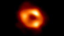 Las impresionantes imágenes del agujero negro en el centro de nuestra galaxia