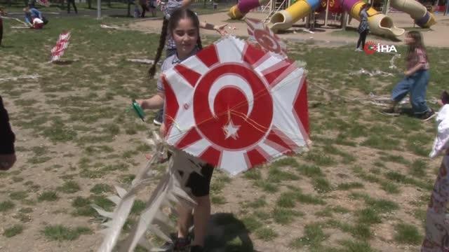 Polis ve jandarmadan öğrencilere uçurtma şenliği