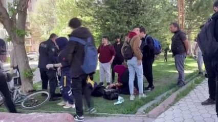 Sivas'ta çıkan bıçaklı kavgada bir çocuk yaralandı