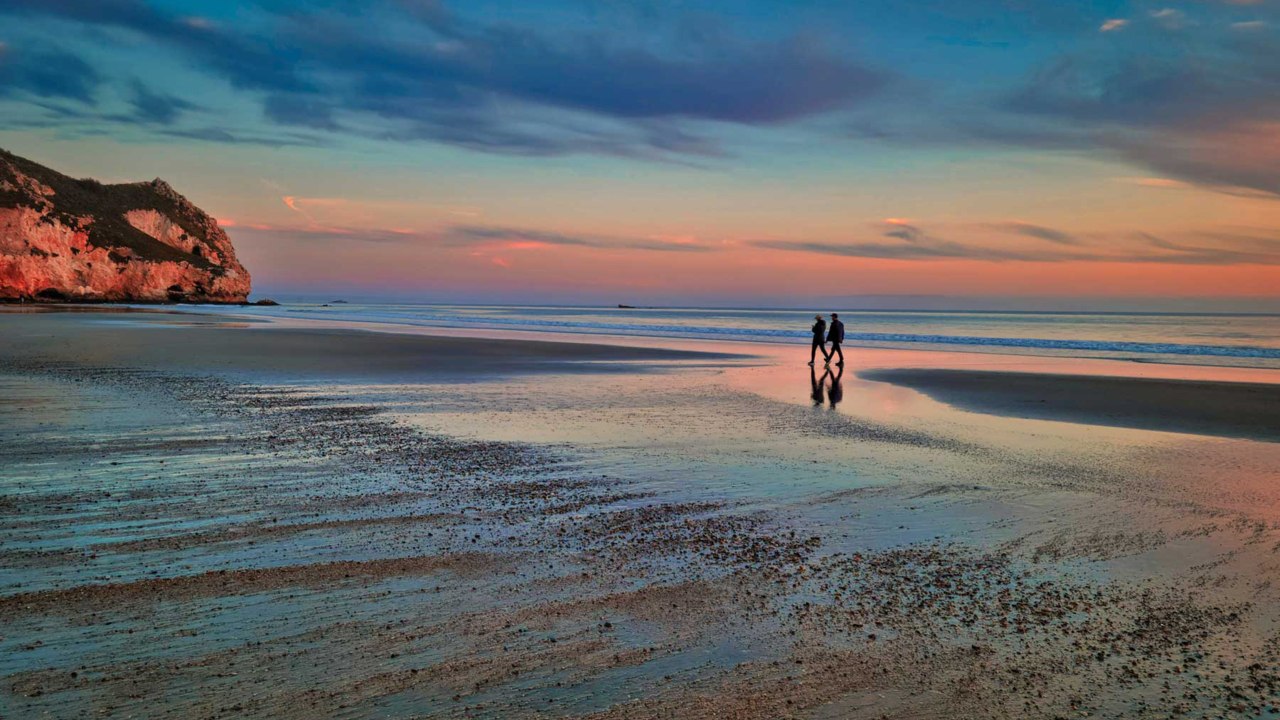 This Coastal California Town Has Unreal Whale Watching and Outdoor Hot Spring Tubs You Can Rent by the Hour