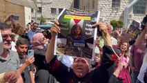 وصول جثمان الصحافية ابو عاقلة إلى القدس الشرقية تمهيدا لمراسم دفنها الجمعة