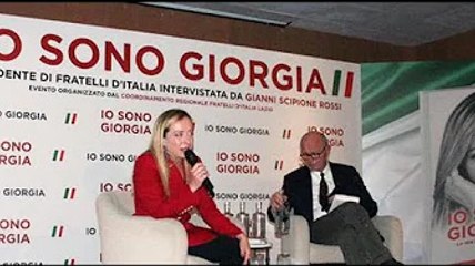 Giorgia Meloni si ricarica con i suoi Patrioti: "A sinistra hanno p@ura degli elettori"