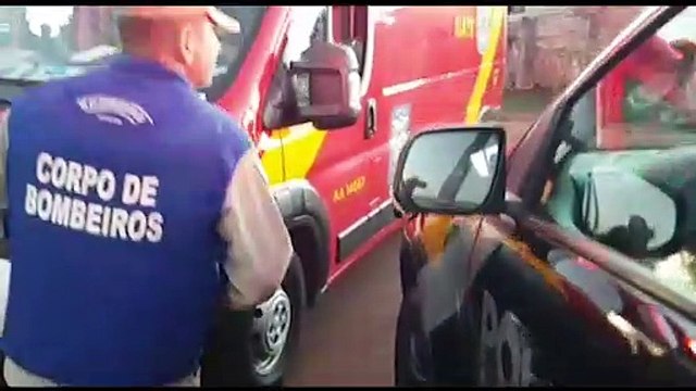 Suspeito de assalto morre baleado no Tarumã após troca de tiros com a PM; um homem foi detido