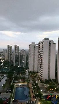 Moradores de Águas Claras se surpreendem com chuvisco no fim da tarde