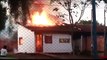 Vídeo: Novas imagens mostram casa sendo destruída pelo fogo em Cascavel