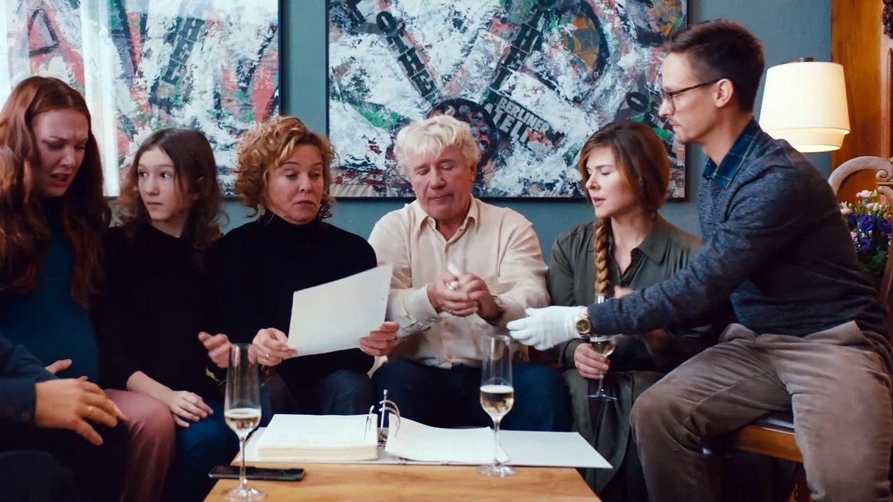 Trailer zum Film Leander Haußmanns Stasikomödie