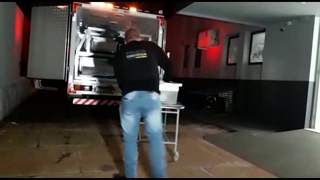 Vítima de homicídio em Quedas do Iguaçu chega ao IML de Cascavel; vítima foi identificada