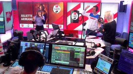 PÉPITE - Juliette Armanet en live et en interview dans Le Double Expresso RTL2 (13/05/22)