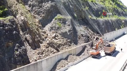 Bartın - Karabük karayolundaki heyelanlı bölgede çalışma başlatıldı