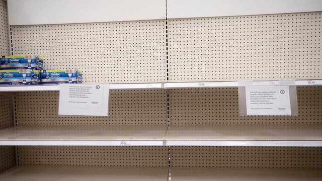 Il y a des gens désespérés : la pénurie de lait pour bébé angoisse les Etats-Unis