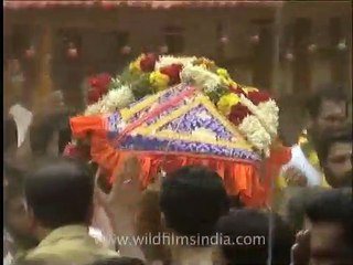 Carrying the sacred ornaments of Lord Ayyappa to Sabarimala