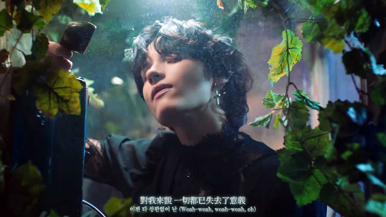 【韓中字】'Good Boy Gone Bad' - TXT MV