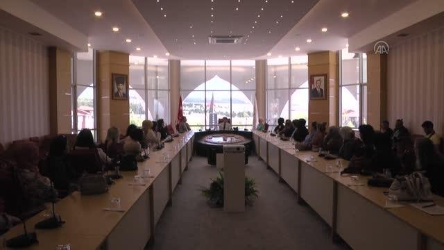 DPÜ'de anne ve adaylarına yönelik eğitim programı başlatıldı