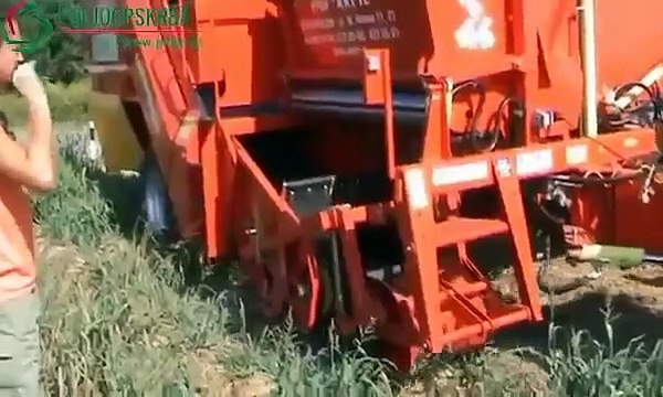 Patates Hasat Makinesi Nedir - Nasıl Çalışır ?