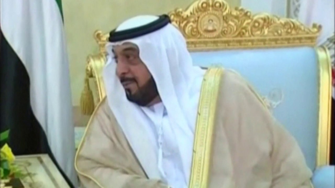 محطات في حياة  رئيس دولة الإمارات الراحل الشيخ خليفة بن زايد