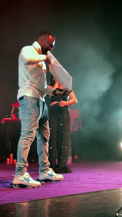 Vidéo - Exclusif  - Camélia Jordana en concert à l'Olympia à Paris, France, le 11 mai 2022  © Christophe Clovis/Bestimage