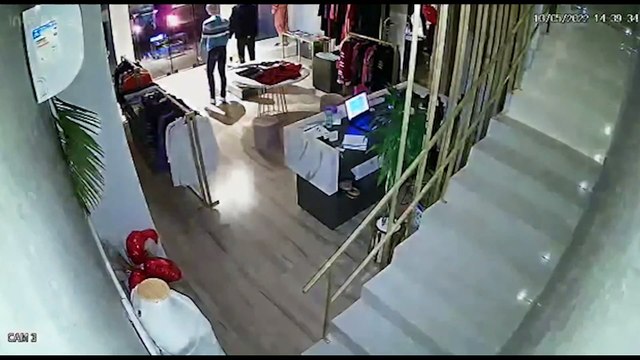 Gangue da marcha ré ataca novamente e deixa prejuízo de R$ 25 mil em loja de roupas de Jotaesse
