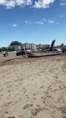 Un grupo de 14 balseros cubanos desembarcó en Miami Beach en la mañana de este viernes