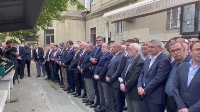 Son dakika: HDP Eş Genel Başkanı Mithat Sancar'ın annesinin cenazesi toprağa verildi