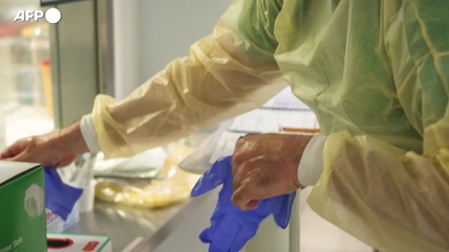 Infermieri italiani sempre piu' sotto stress, fra i meno pagati in Europa