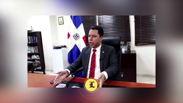 Cancillería dice no privatizarán servicios consulares sino que los pondrán como España y EEUU