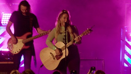 Priscilla Block - Just About Over You