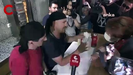 Esnaf Meral Akşener'e faturasını gösterdi, isyan etti: 'Sağ olsun Recep ağa piyasayı bitirdi'