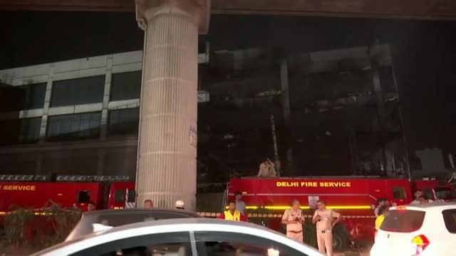 Mueren 27 personas en el incendio de un edificio de cuatro plantas en Nueva Delhi