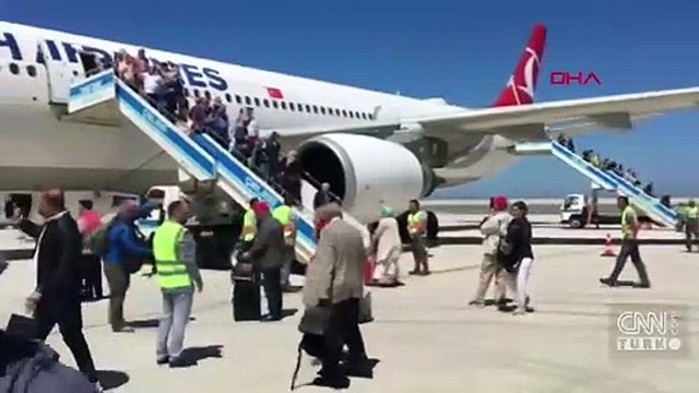 Rize-Artvin Havalimanı’na tarifeli ilk uçak indi