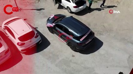 Boşanma davasına 'gelin arabası' gibi süslediği araçla gitti: 'Bekarlık Sultanlıktır'