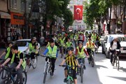 Bilecik'te 19 Mayıs Gençlik Haftası etkinlikleri bisiklet turuyla başladı
