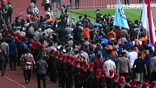 Temui Massa Aksi, Kapolri: Buruh Berperan Penting Dalam Pembangunan Nasional