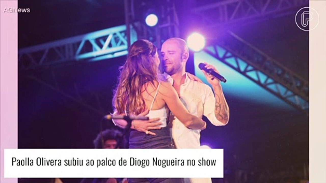 Paolla Oliveira sobe ao palco de Diogo Nogueira e casal leva público à loucura ao trocar carinhos