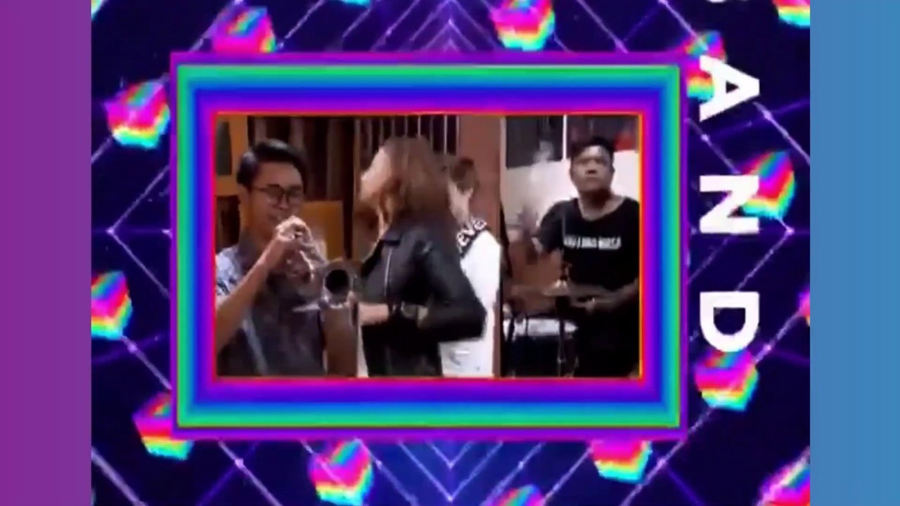 Alexis Band on Elshinta TV