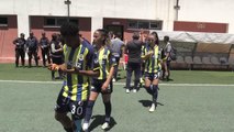 Futbol: Turkcell Kadın Süper Ligi play-off - Hakkarigücü: 1 - Fenerbahçe: 1??????