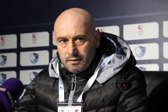 Muzaffer Bilazer: Bütün hakemler bize köy takımı muamelesi yapıyor