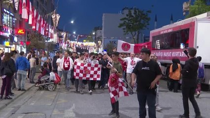 Ümraniyespor, Süper Lig'e yükselişini kutladı