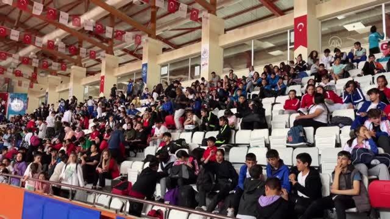 KAHRAMANMARAŞ - Spor Toto Yıldızlar Türkiye Judo Şampiyonası'nın açılış seremonisi yapıldı