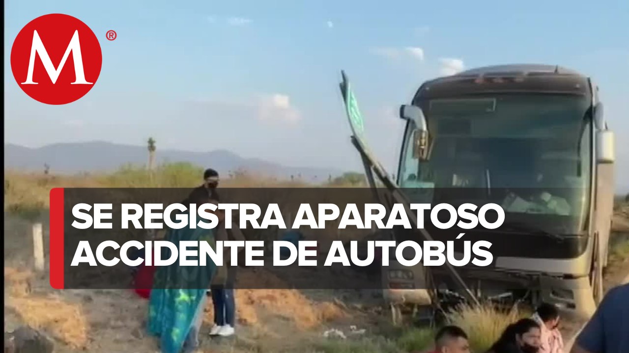 Turistas se accidentan en carretera Ríoverde, San Luis Potosí