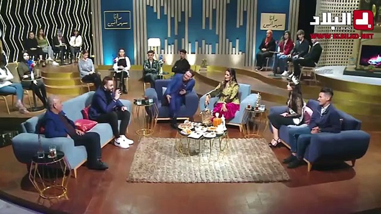 بطل الكاميرا الخفية عرسي annule سليم حليموش يبكي بحرقة  بعد سماع  رسالة مفاجئة من والدته