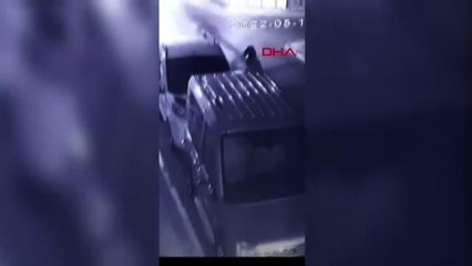 Sancaktepe'de husumetlisi olduğu kişinin aracını kundaklayan şüpheli yakalandı